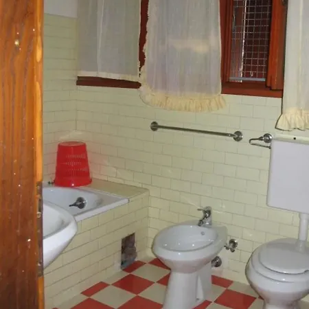Lejlighed Sunny Garden Flat Near The Sea And The Centre *